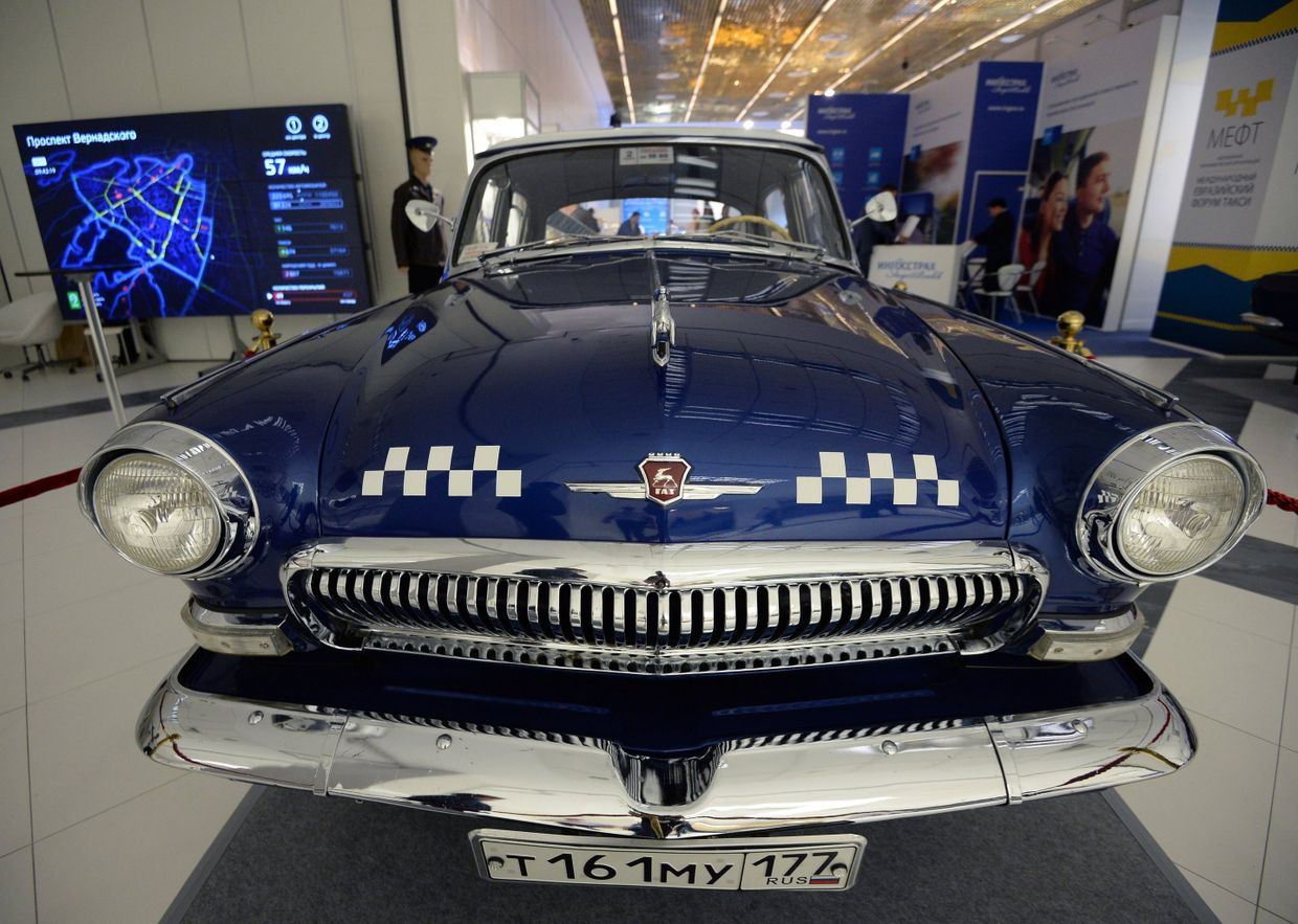 Автомобиль ГАЗ 21 представлен на выставке VI международного Евразийского форума Такси Автомобиль ГАЗ 21 представлен на выставке VI международного Евразийского форума Такси