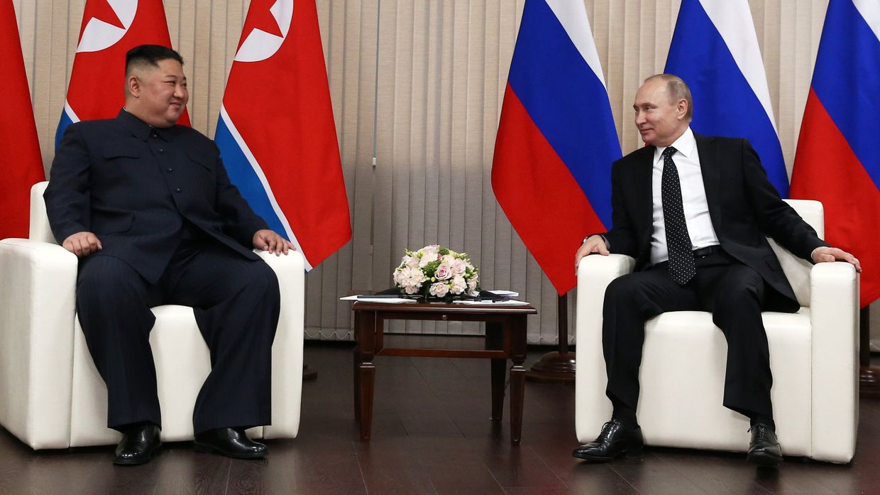 Президент РФ В. Путин встретился с лидером КНДР Ким Чен Ыном