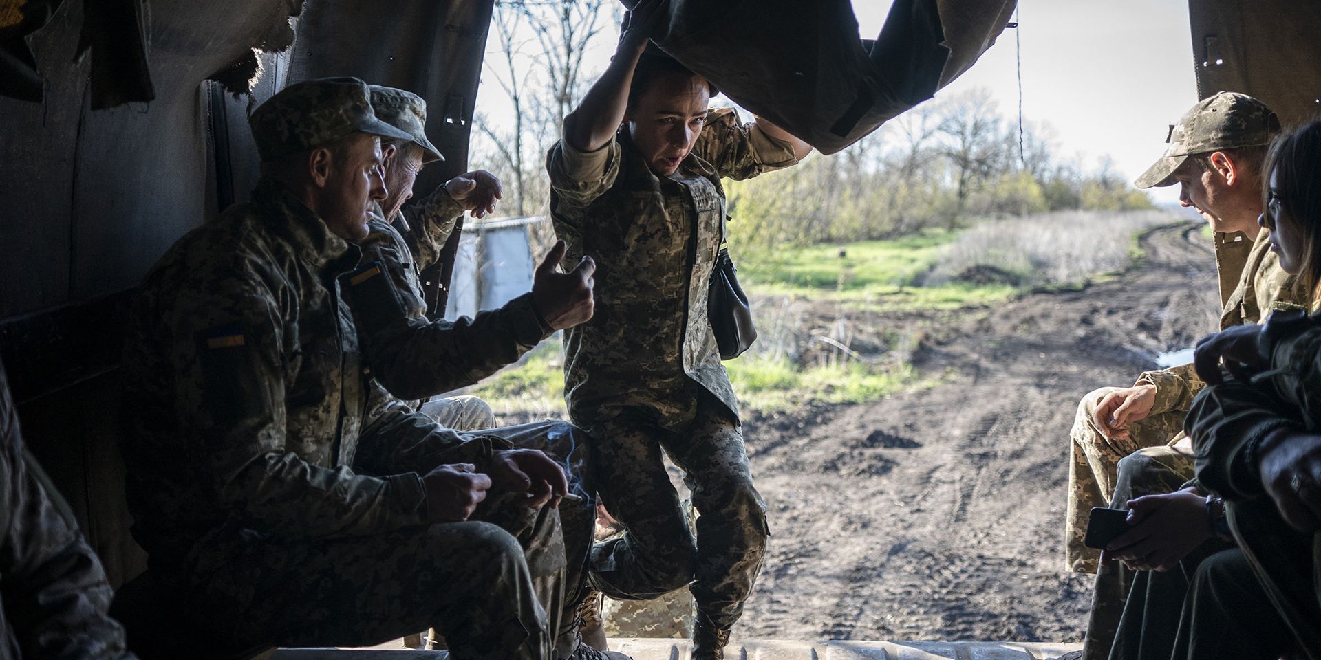 Украинские военнослужащие недалеко от линии фронт в Донецкой области - ИноСМИ, 1920, 01.05.2023
