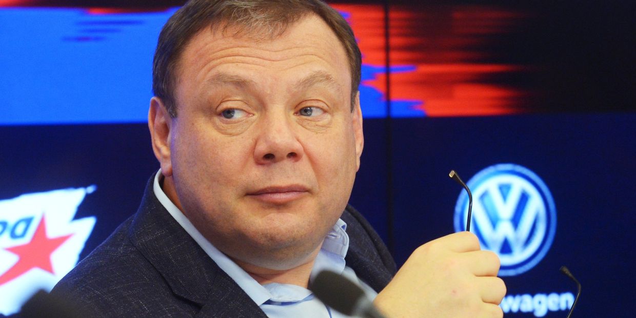 Председатель Наблюдательного совета Консорциума Альфа-Групп Михаил Фридман на пресс-конференции, посвященной фестивалю современной музыки и технологий Alfa Future People 2018 Председатель Наблюдательного совета Консорциума Альфа-Групп Михаил Фридман на пресс-конференции, посвященной фестивалю современной музыки и технологий Alfa Future People 2018
