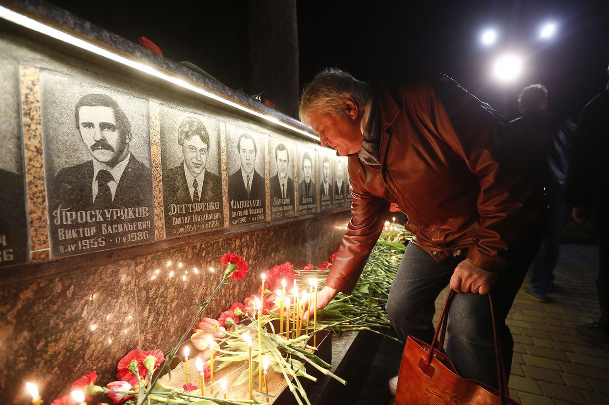 Мемориал ликвидаторам Чернобыльской аварии в городе Славутич, Украина