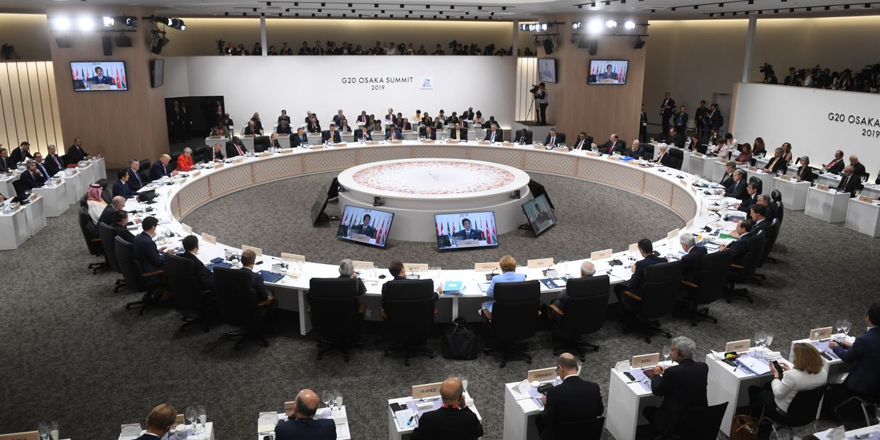 Рабочий визит президента РФ В. Путина в Японию для участия в саммите Группы двадцати Рабочий визит президента РФ В. Путина в Японию для участия в саммите Группы двадцати