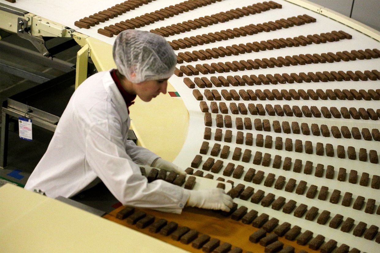 Работа кондитерской фабрики Россия в Самаре