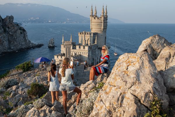 Города России. Ялта Города России. Ялта