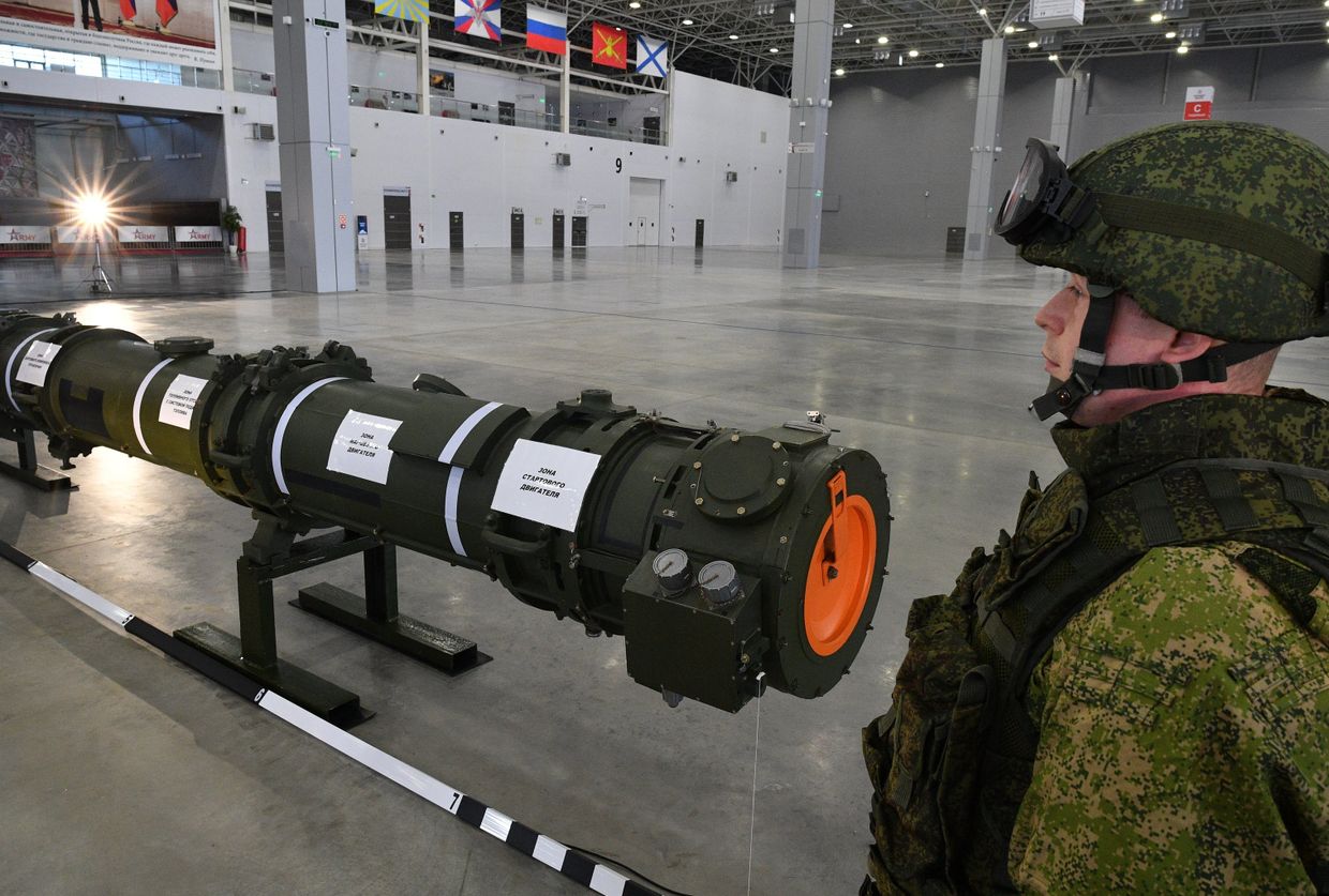 Демонстрация ракеты 9М729 для военных атташе