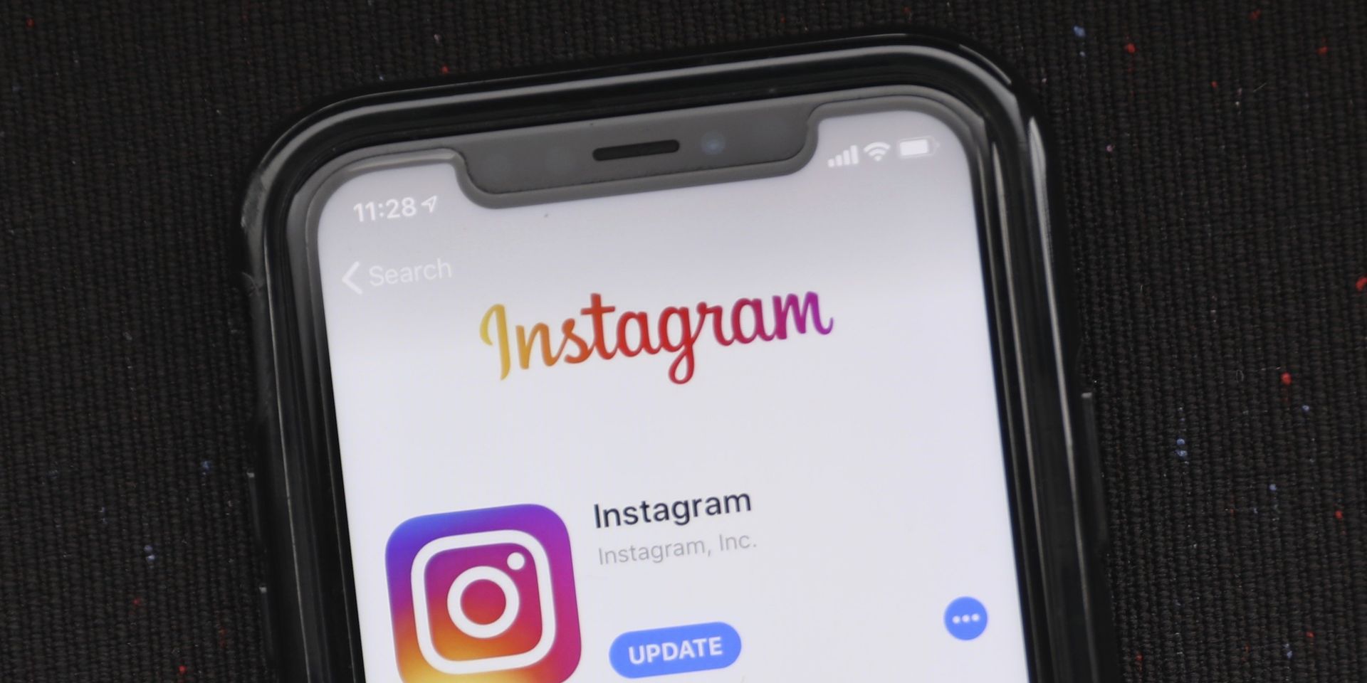 Приложение Instagram на экране смартфона - ИноСМИ, 1920, 01.02.2022