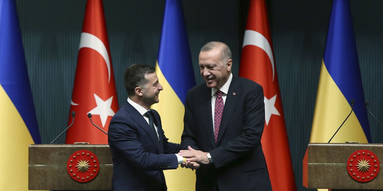 Президент Турции Реджеп Тайип Эрдоган и президент Украины Владимир Зеленский в Анкаре