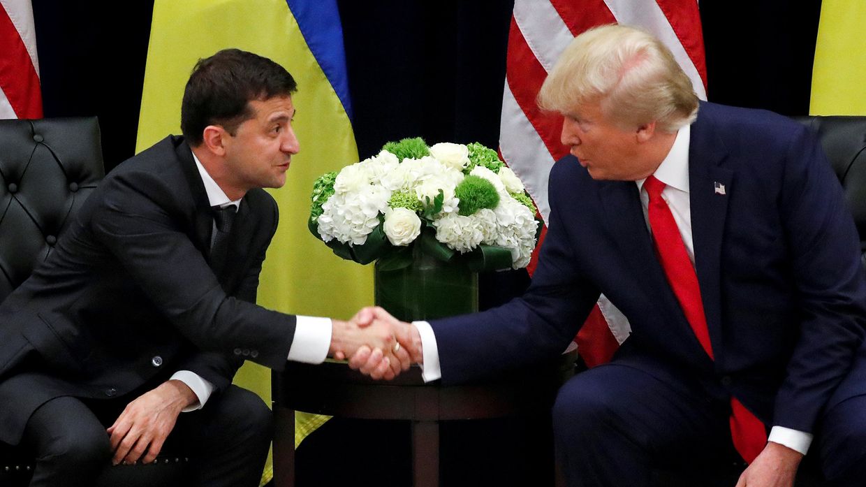 Президент Украины Владимир Зеленский и президент США Дональд Трамп Президент Украины Владимир Зеленский и президент США Дональд Трамп