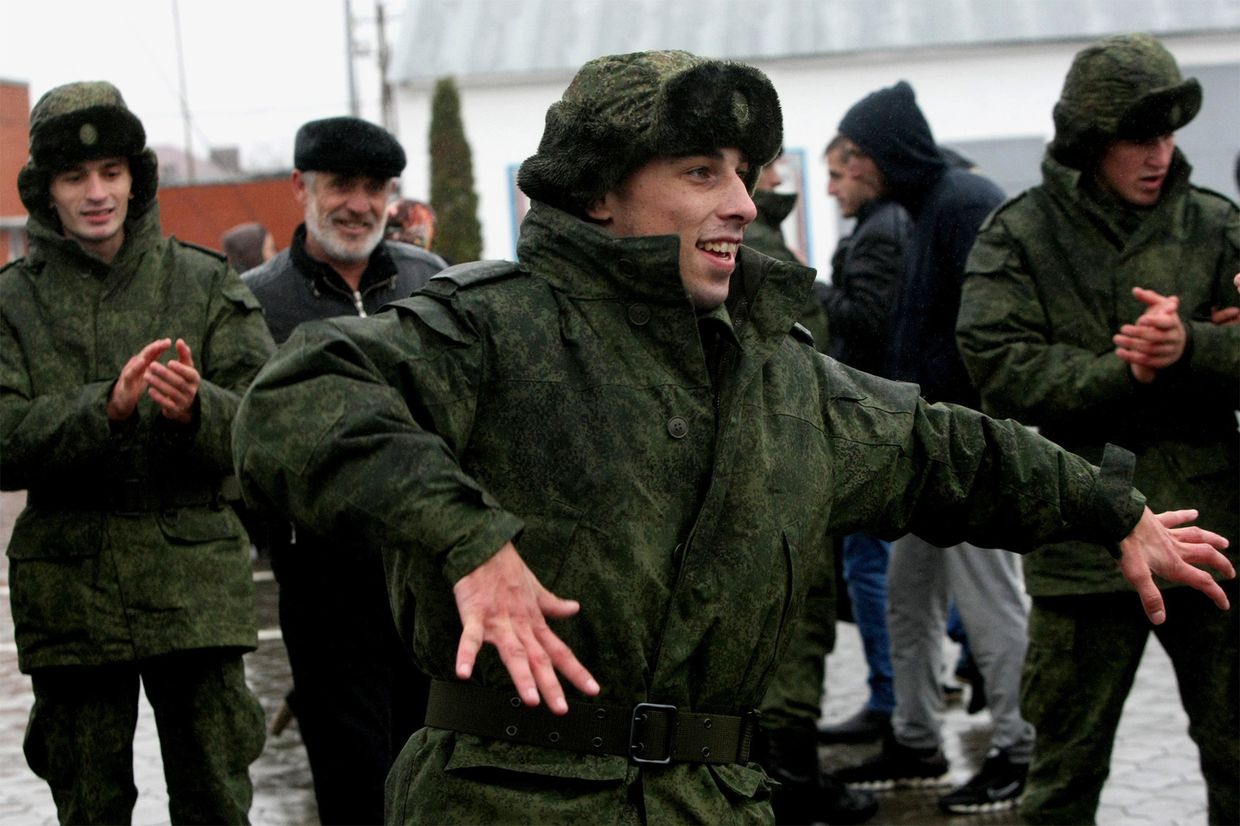 Первый за 20 лет призыв новобранцев из Чеченской Республики в ВС РФ