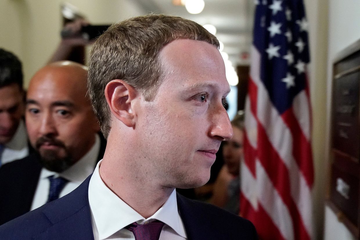Директор Facebook Марк Цукерберг