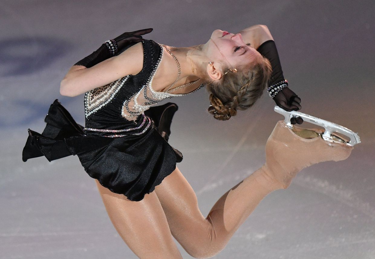 Александра Трусова выступает в показательных выступлениях на чемпионате России