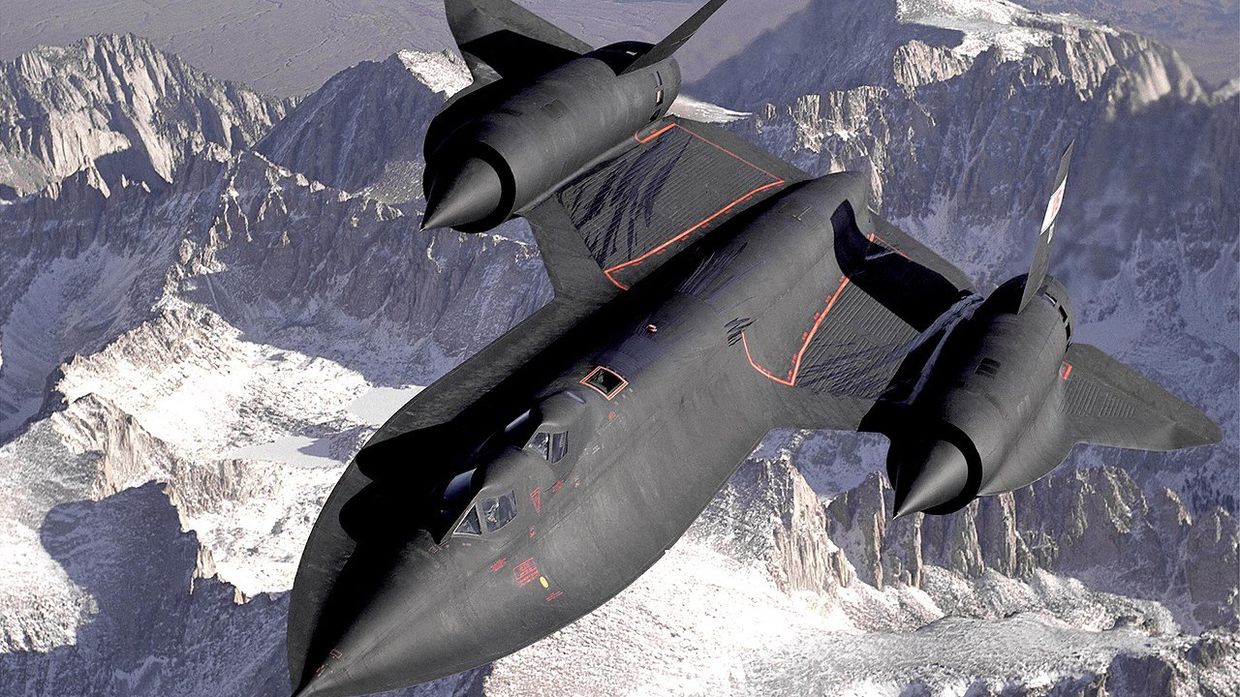 Стратегический сверхзвуковой разведчик ВВС США Lockheed SR-71