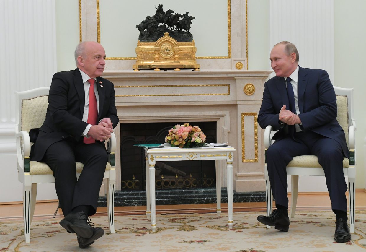 Президент РФ В. Путин встретился с президентом Швейцарии У. Маурером