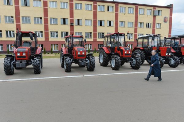 Работа Минского тракторного завода Работа Минского тракторного завода