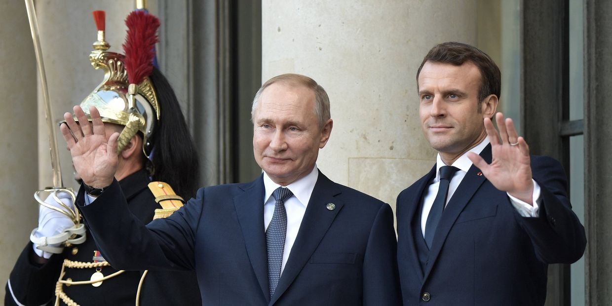 Рабочий визит президента РФ В. Путина во Францию Рабочий визит президента РФ В. Путина во Францию