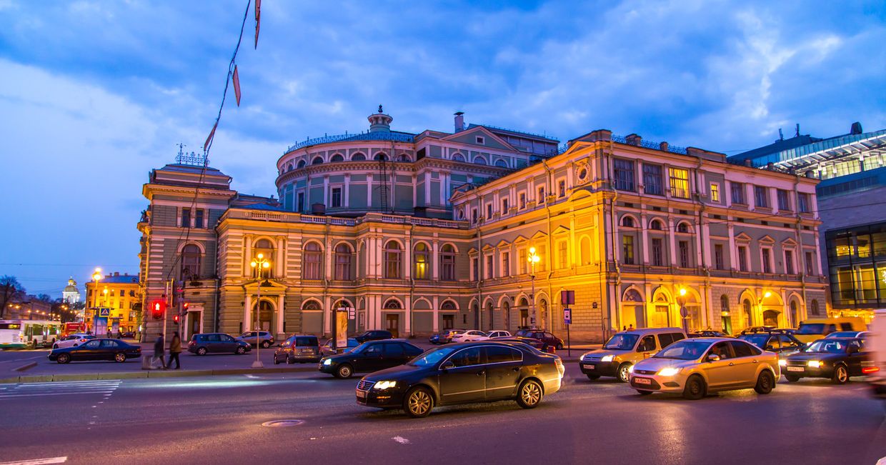 Здание Мариинского театра в Санкт-Петербурге