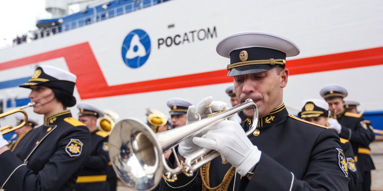 Плавучая атомная теплоэлектростанция Академик Ломоносов