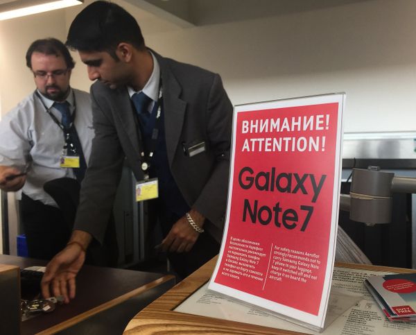 Объявление об условиях перевозки смартфона Samsung Galaxy Note 7