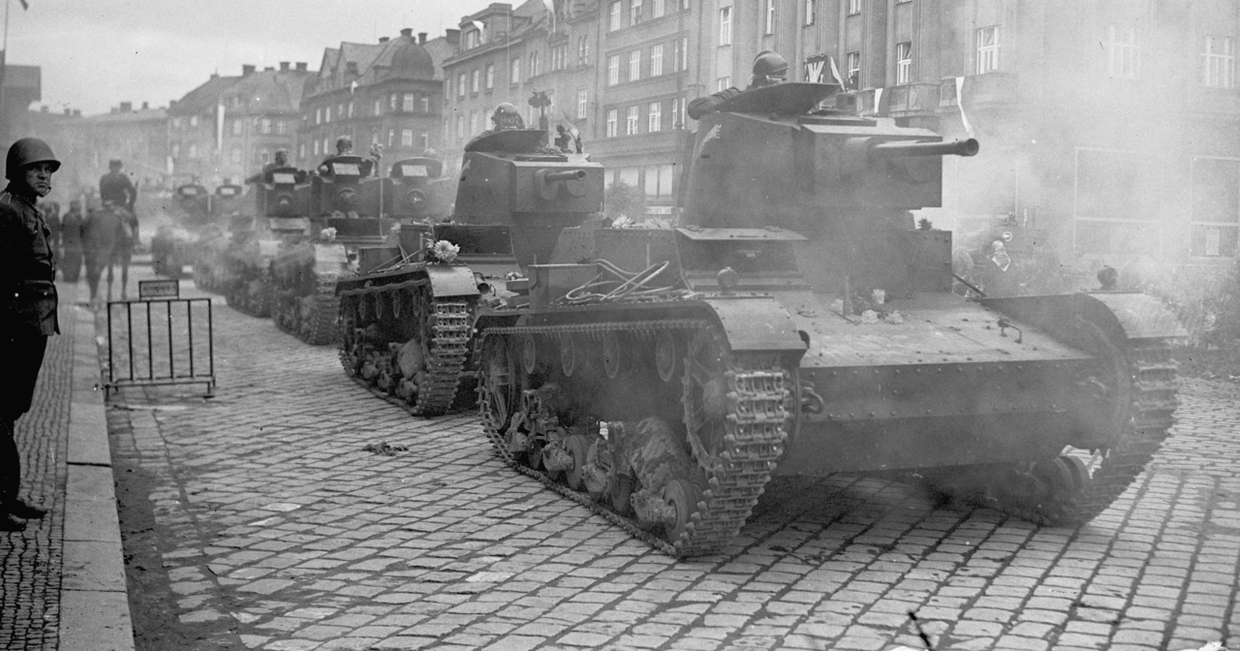 Польская армия производит захват Тешинской Силезии в 1938 году Польская армия производит захват Тешинской Силезии в 1938 году