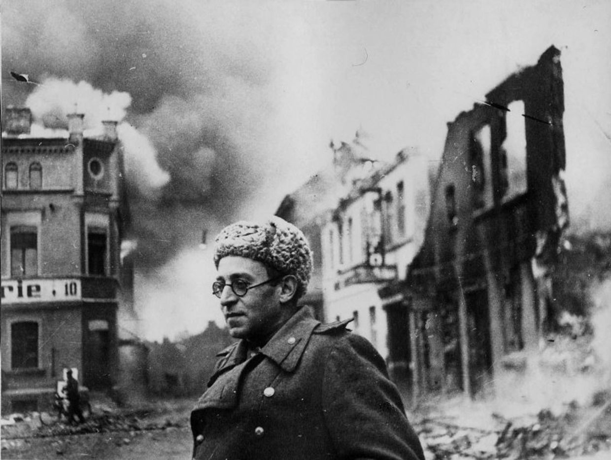 Русский писатель Василий Гроссман в 1945 году
