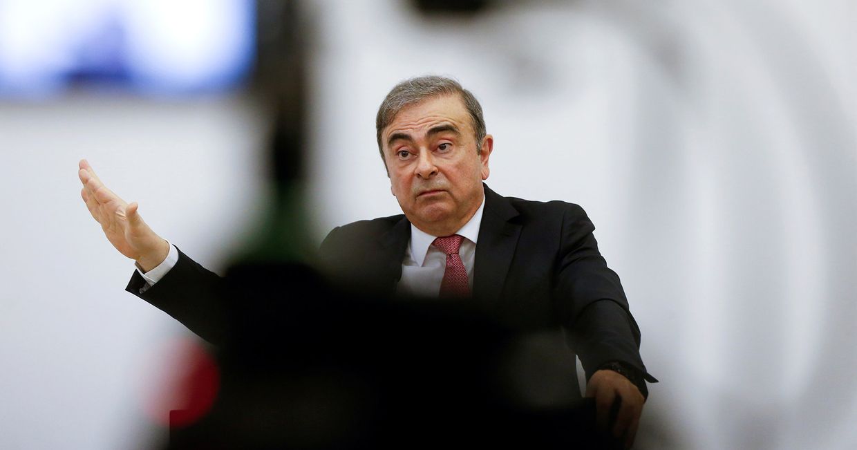 Бывший президент Nissan Карлос Гон Бывший президент Nissan Карлос Гон