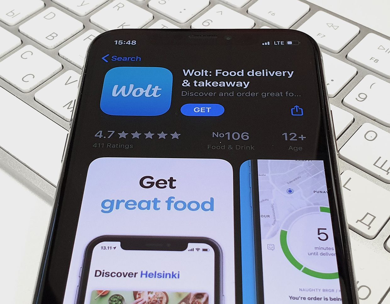 Приложение Wolt на экране смартфона