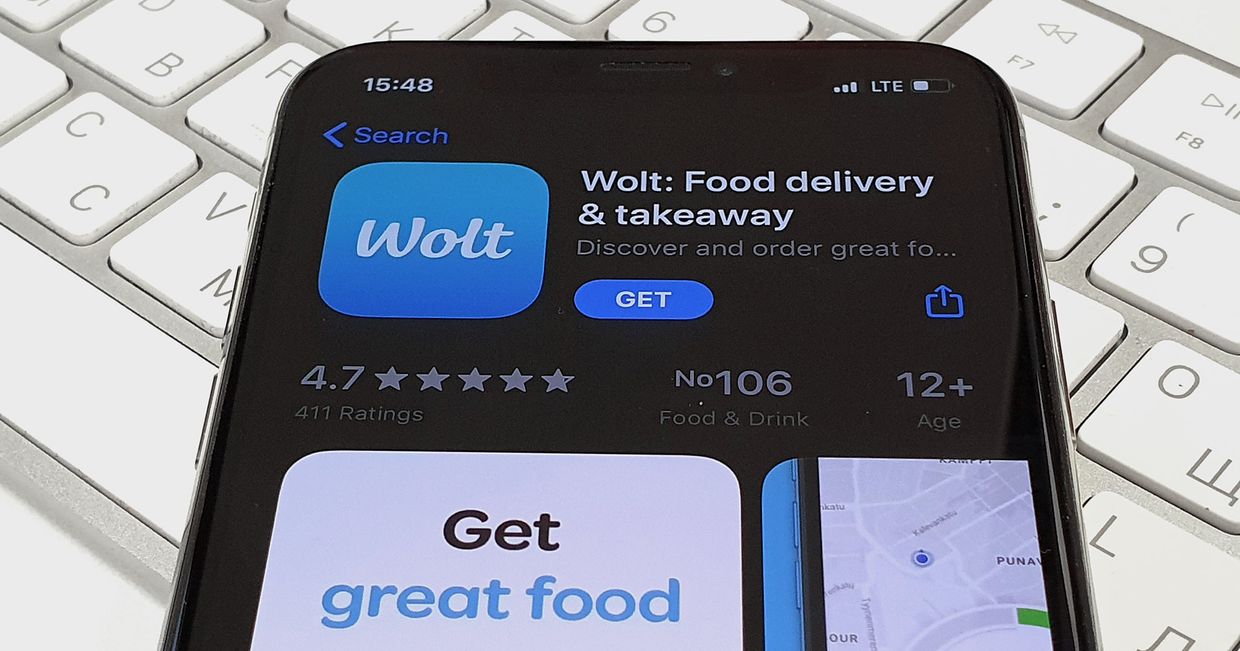 Приложение Wolt на экране смартфона