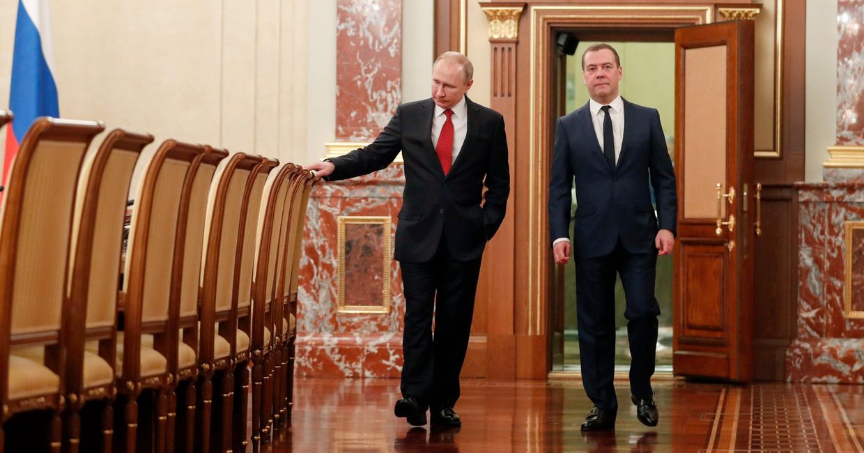 Правительство России уходит в отставку