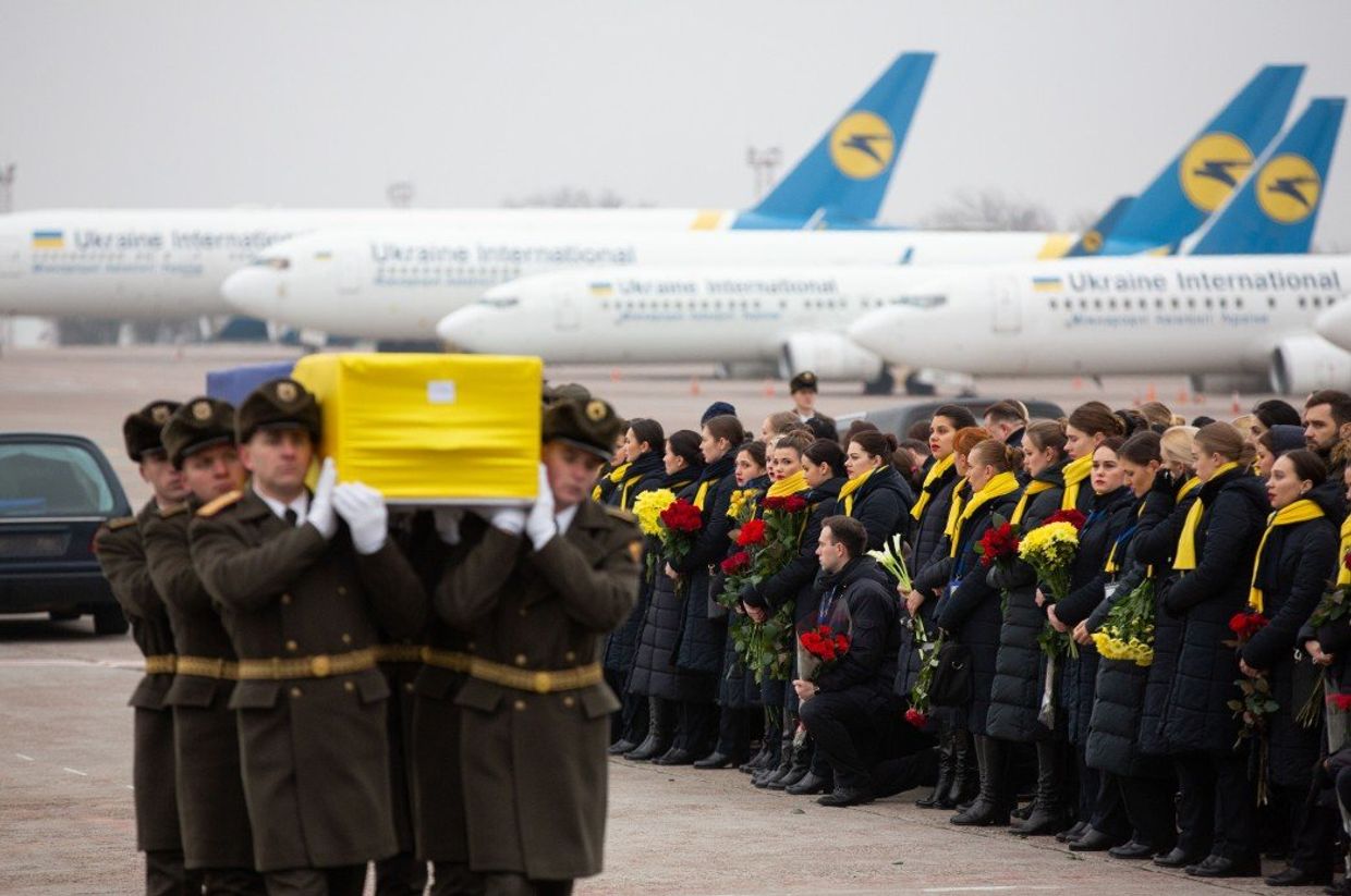 В Борисполь прибил борт с телами погибших в Иране украинцев, 19.01.2020