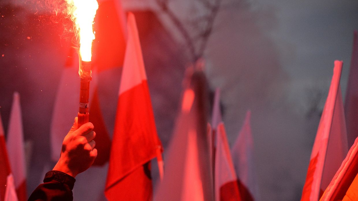 Марш в Варшаве в честь Дня независимости Польши