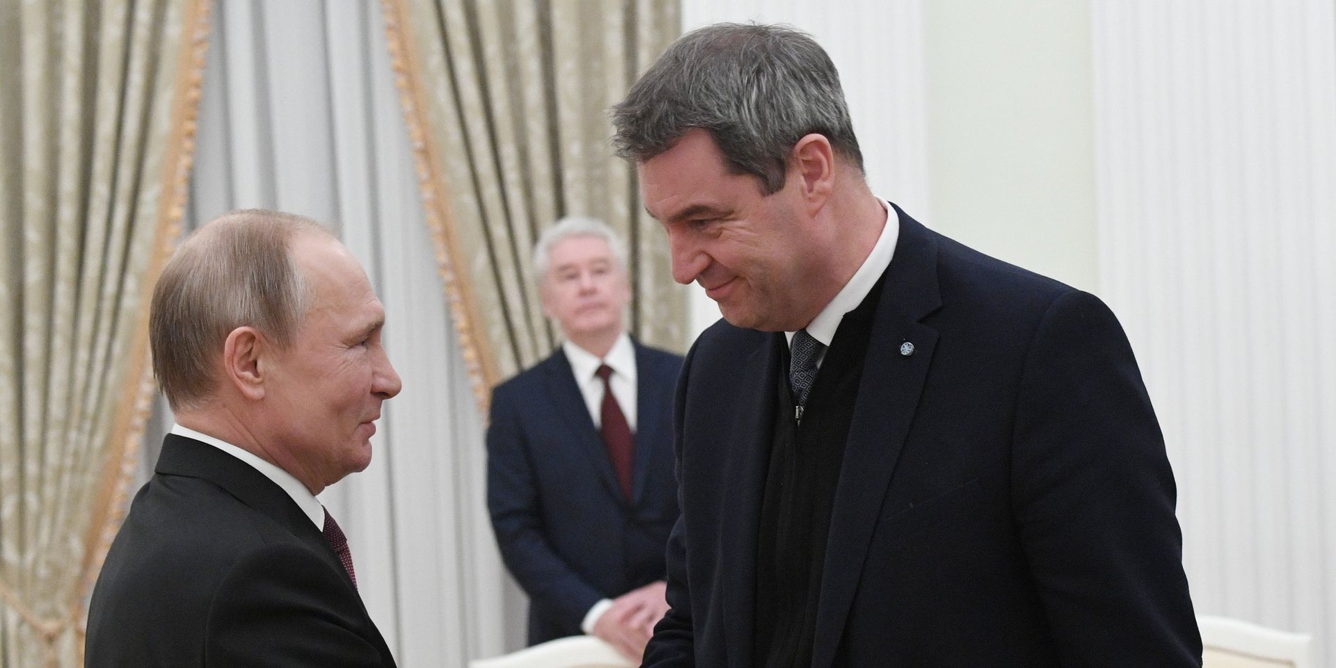 Президент РФ В. Путин встретился с премьер-министром Баварии М. Зедером - ИноСМИ, 1920, 08.04.2021