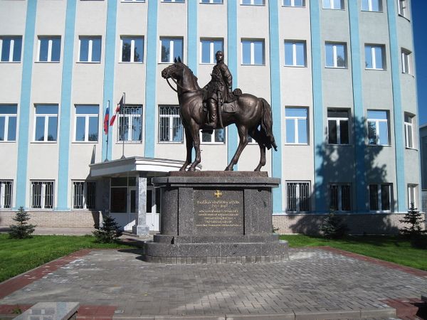 Пямятник Н.А. Дуровой в городе Сарапул