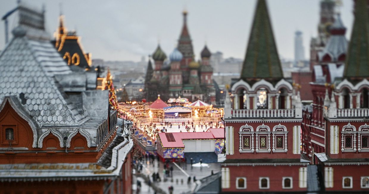 Новогоднее украшение центральных площадей и улиц Москвы