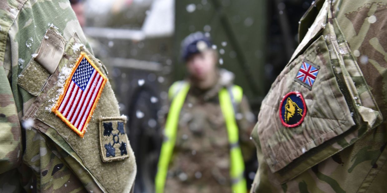 Американские и британские солдаты на учениях НАТО Defender Europe, Германия