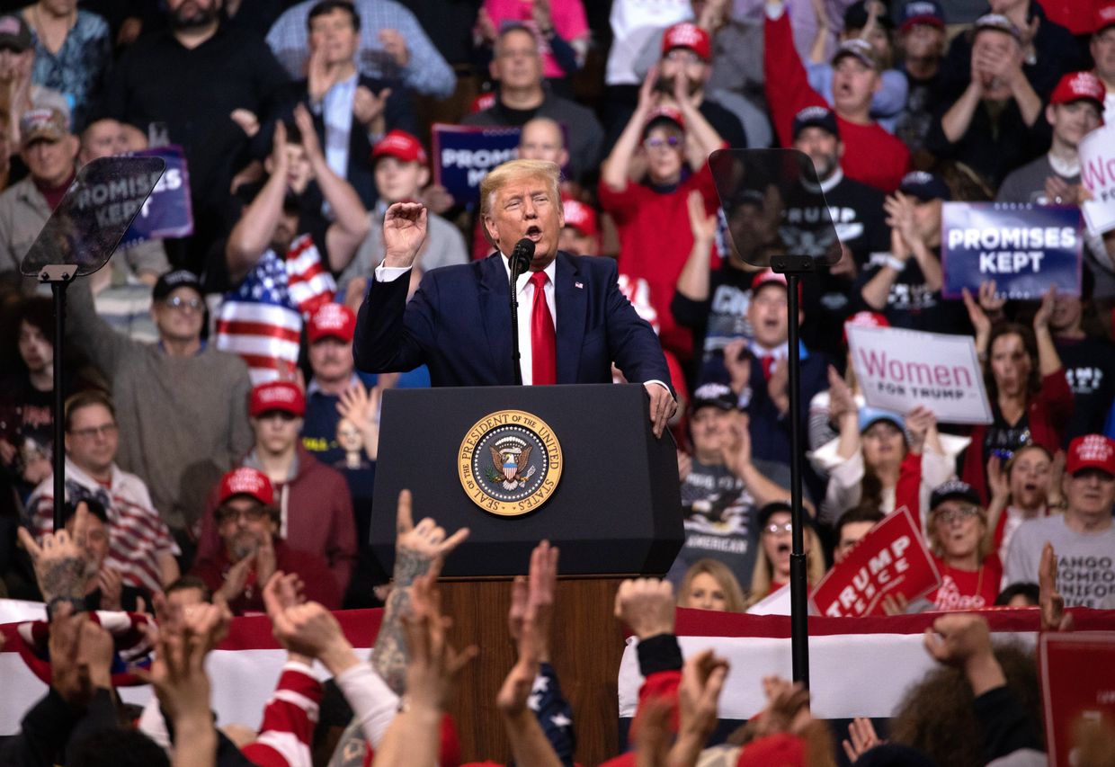 Предвыборный митинг президента США Д. Трампа в Нью-Гэмпшире