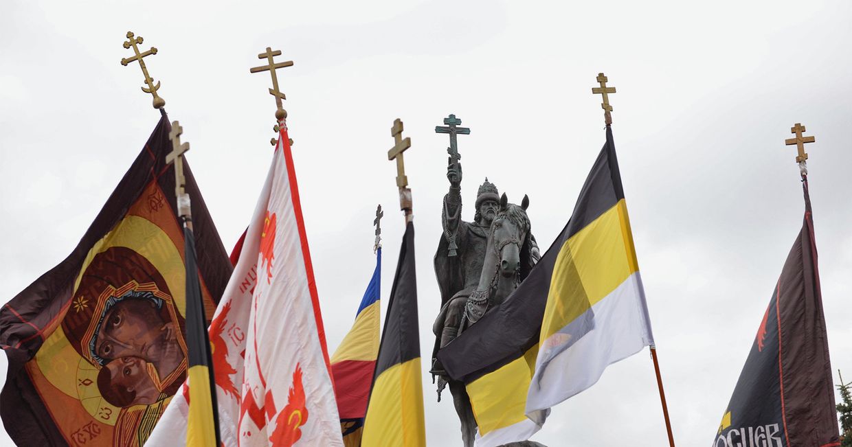 Церемония открытия в Орле первого в России памятника царю Ивану Грозному Церемония открытия в Орле первого в России памятника царю Ивану Грозному