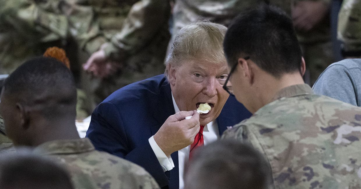 Президент США Дональд Трамп на аэродроме Баграм, Афганистан Президент США Дональд Трамп на аэродроме Баграм, Афганистан
