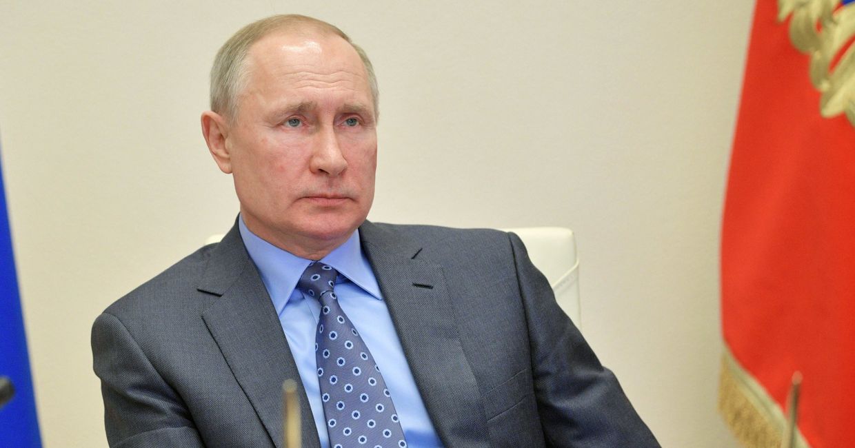 Президент РФ В. Путин провел совещание с членами правительства РФ Президент РФ В. Путин провел совещание с членами правительства РФ