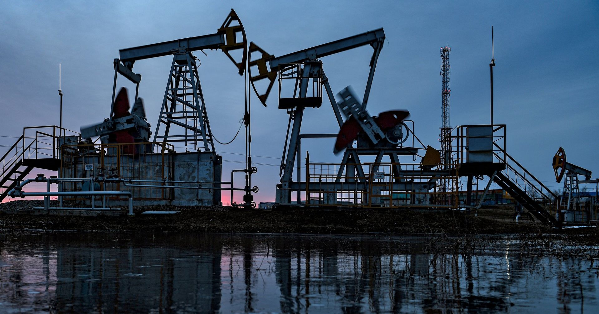 Работа нефтяных станков - качалок - ИноСМИ, 1920, 16.02.2021