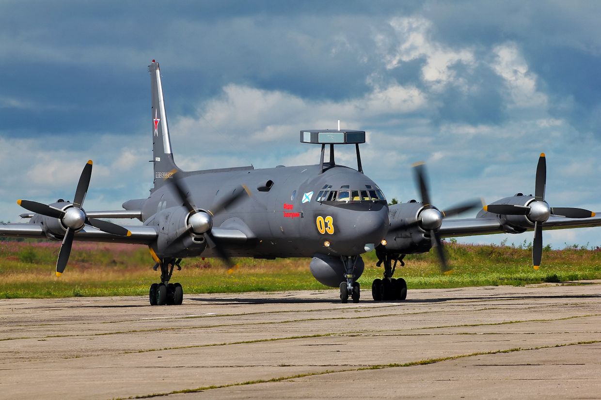 Противолодочный самолет Ил-38Н Новелла