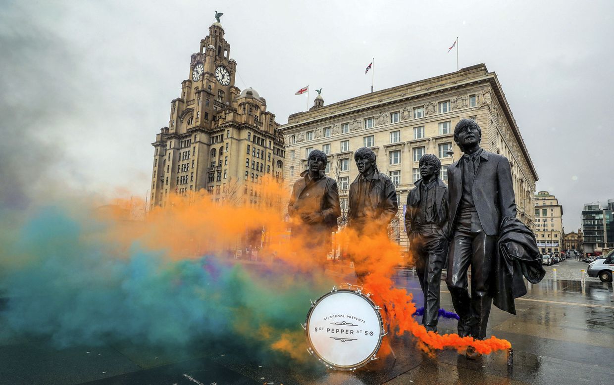 Памятник The Beatles в Ливерпуле, Великобритания