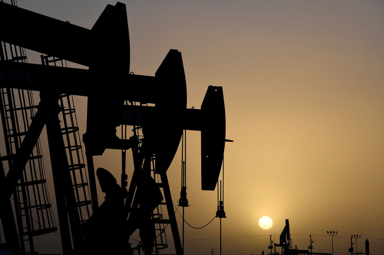 Добыча нефти в Мидленде, штат Техас, США