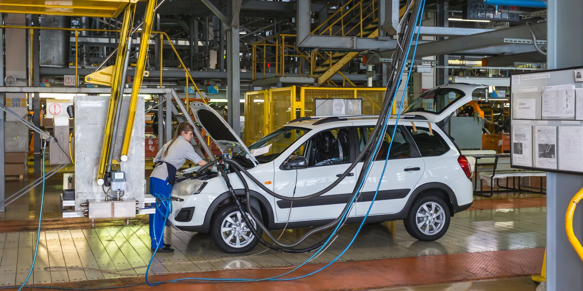 45 лет с начала выпуска автомобилей АВТОВАЗа - ИноСМИ, 1920, 03.08.2023