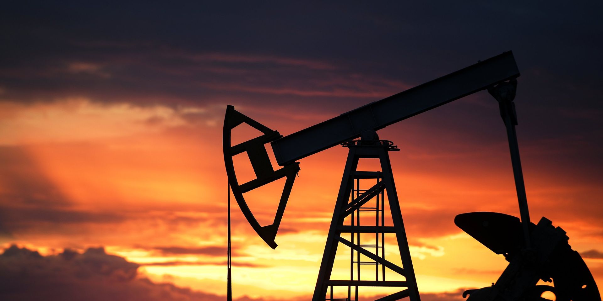 Работа нефтяных станков - качалок - ИноСМИ, 1920, 28.12.2022
