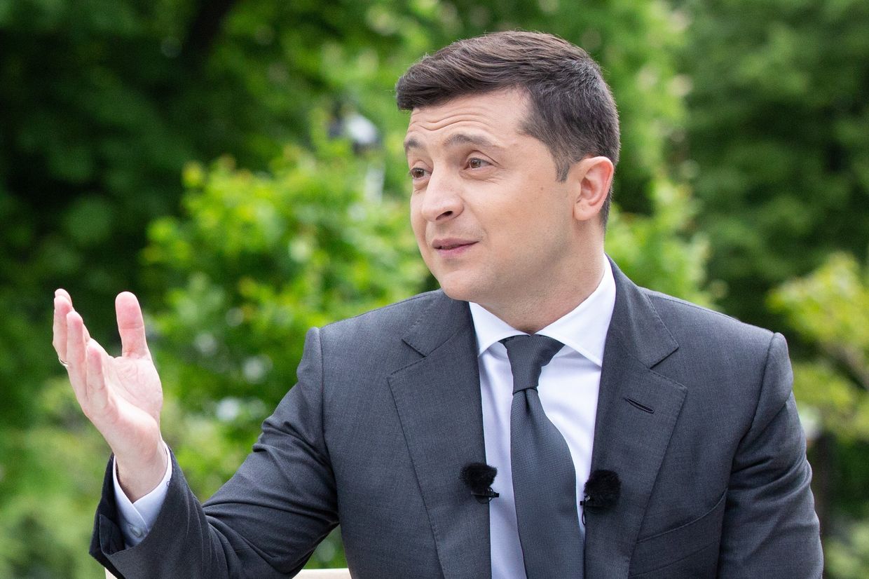 Годовщина пребывания В. Зеленского на посту президента Украины
