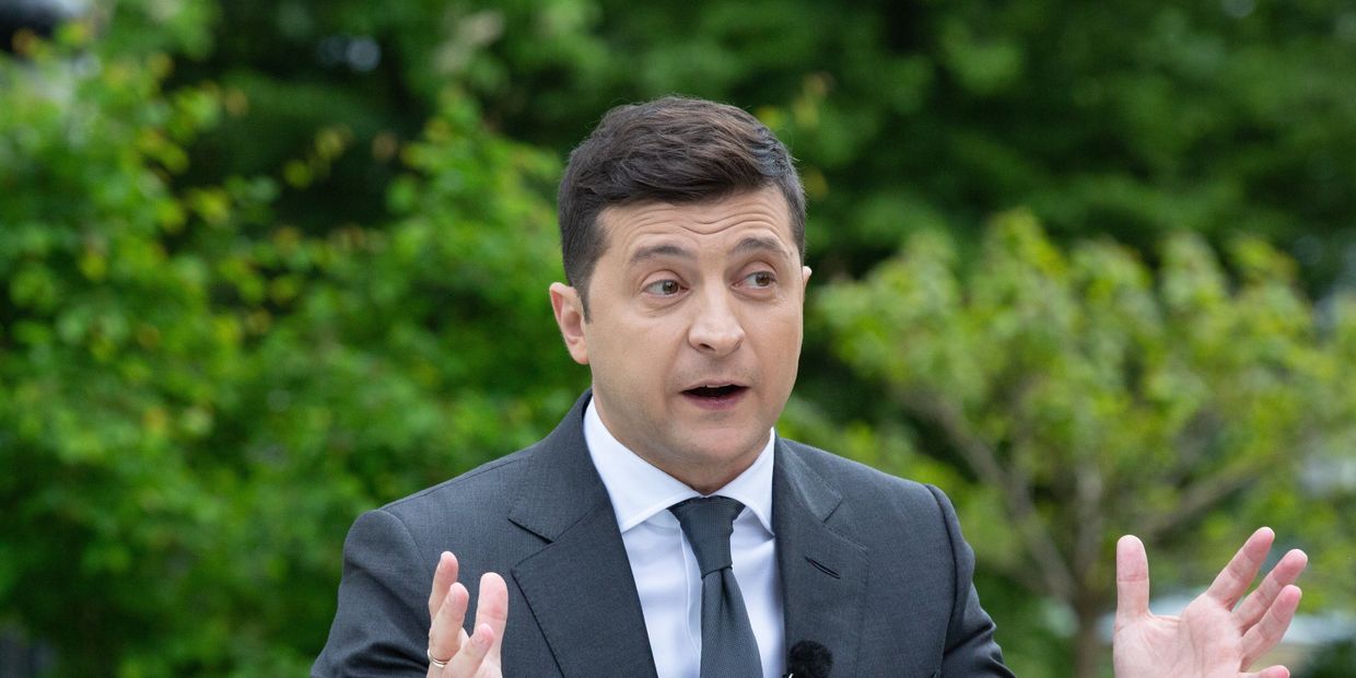 Годовщина пребывания В. Зеленского на посту президента Украины