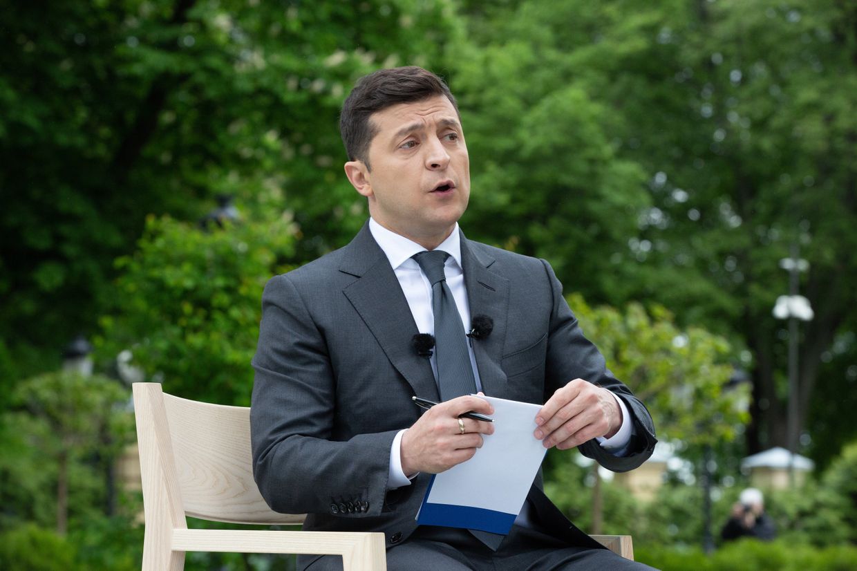 Годовщина пребывания В. Зеленского на посту президента Украины