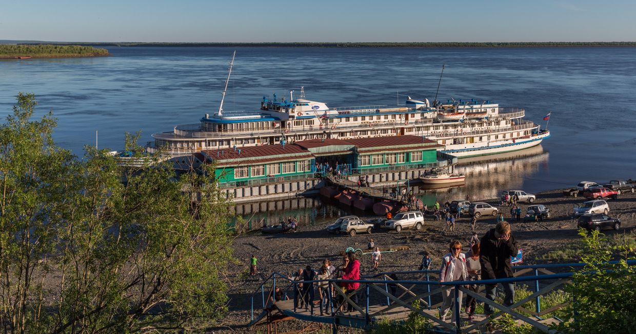 Причал на Енисее в городе Туруханске