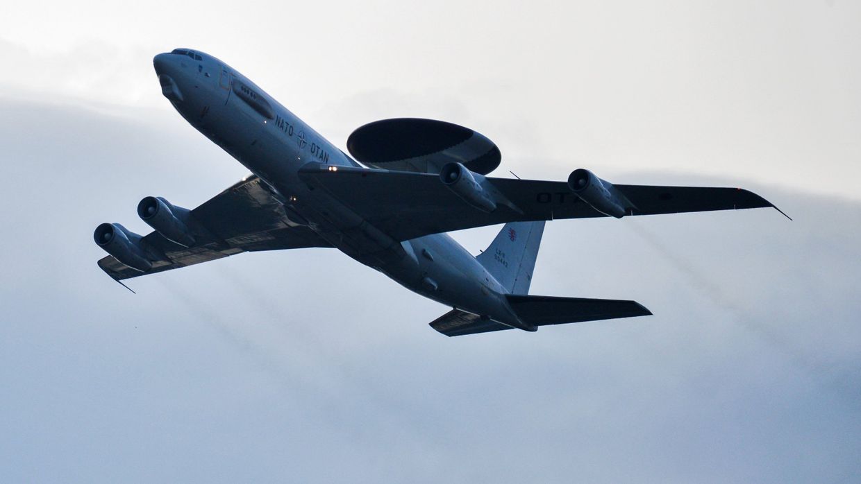 Самолёт Boeing E-3A Sentry