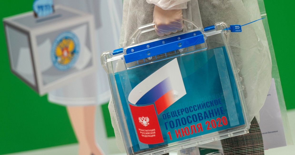 В ЦИК показали экипировку членов УИК при голосовании на дому В ЦИК показали экипировку членов УИК при голосовании на дому